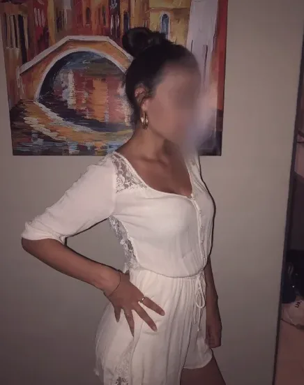 Macarena, 32 años